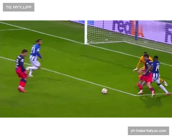 巴伦西亚3-4-3变阵4-4-2，科雷亚格德斯内收压缩空间